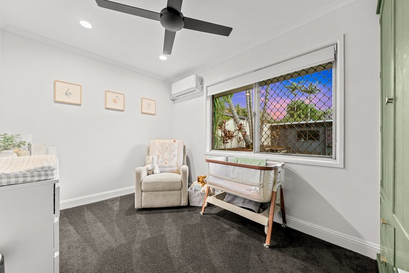Photo - 54 Devon Street, Rochedale South QLD 4123 - Image 13
