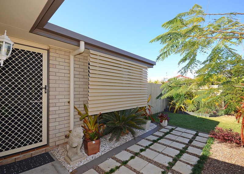 Photo - 54 Dougan Street, Point Vernon QLD 4655 - Image 16