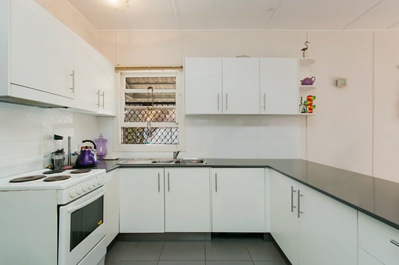 Photo - 54 Dry Dock Rd , Tweed Heads South NSW 2486 - Image 3