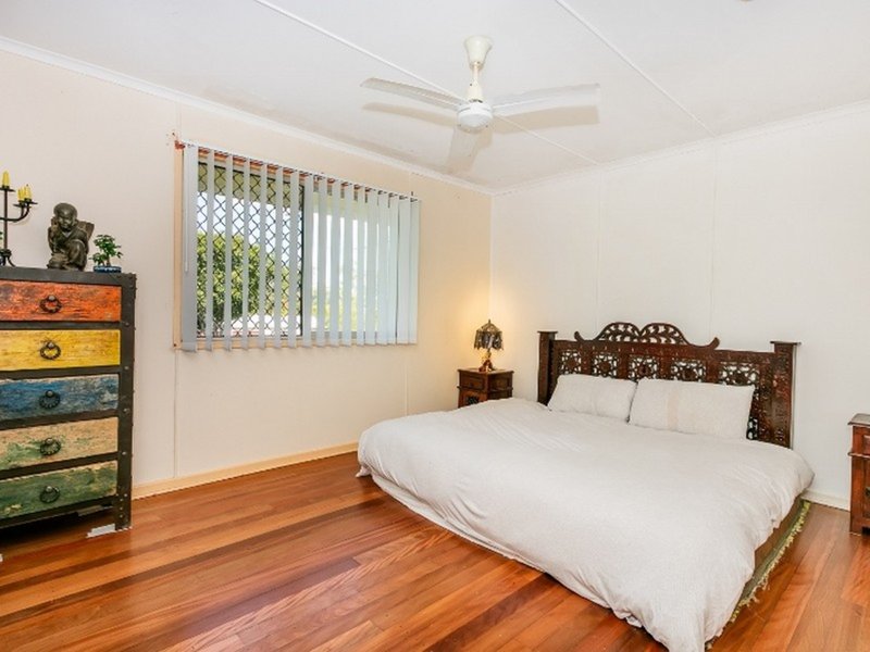 Photo - 54 Eaglesfield Street, Beaudesert QLD 4285 - Image 9