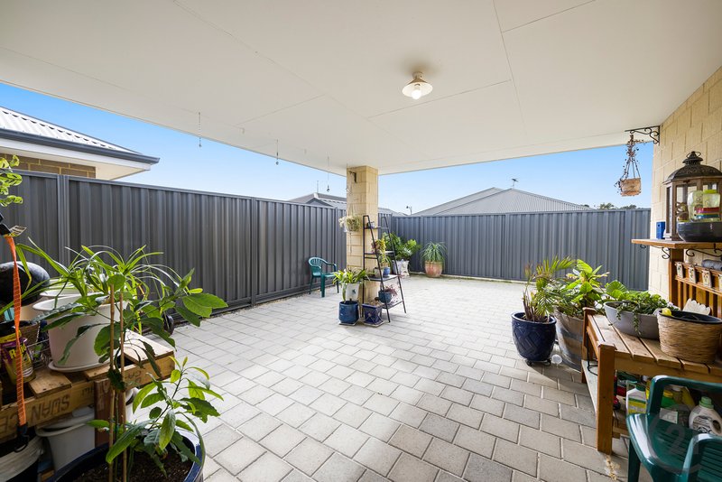 Photo - 54 Enkindle Loop, Baldivis WA 6171 - Image 11