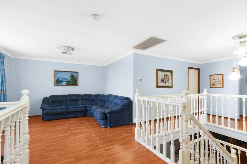 Photo - 54 Farmingdale Drive, Blacktown NSW 2148 - Image 5