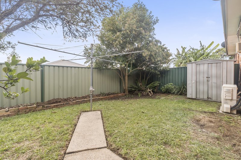 Photo - 54 Fenton Crescent, Minto NSW 2566 - Image 7