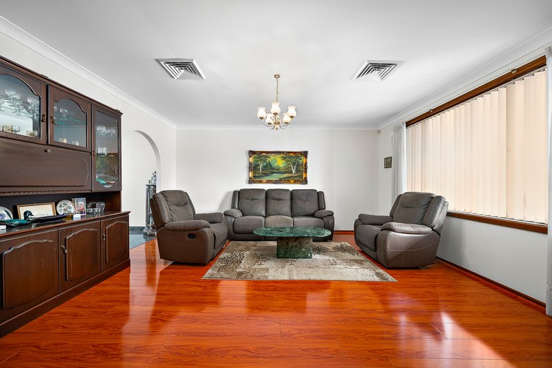 Photo - 54 Ferngrove Road, Canley Heights NSW 2166 - Image 3