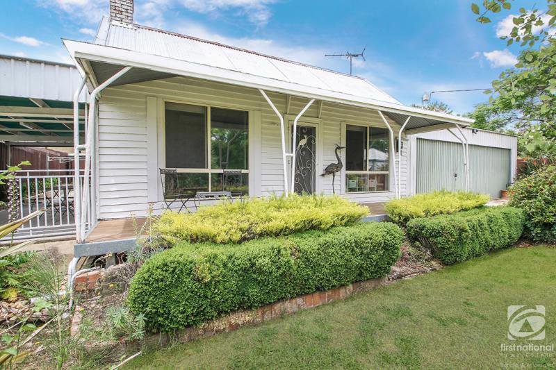 Photo - 54 Finch Street, Beechworth VIC 3747 - Image 15