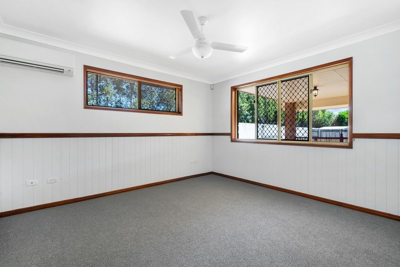 Photo - 54 Finnegan Street, Rothwell QLD 4022 - Image 9