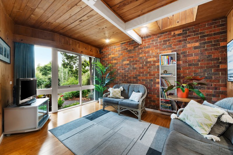 Photo - 54 Glenburnie Road, Mitcham VIC 3132 - Image 3