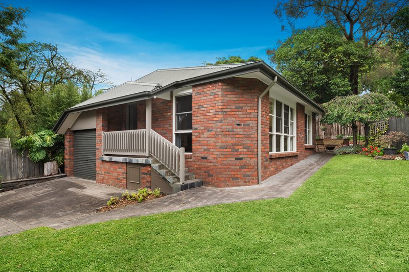 Photo - 54 Glenburnie Road, Mitcham VIC 3132 - Image 11