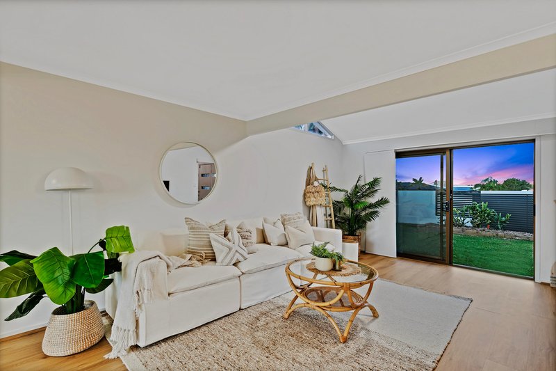 Photo - 54 Glenlea Drive, Maroochydore QLD 4558 - Image 13