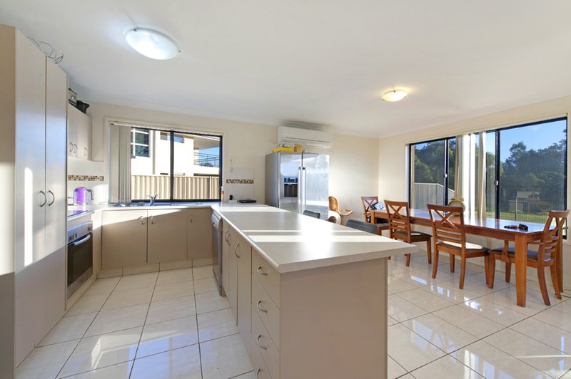 Photo - 54 Golden Bear Drive, Arundel QLD 4214 - Image 2