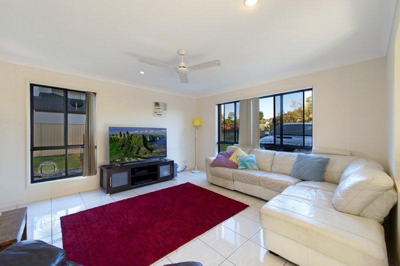 Photo - 54 Golden Bear Drive, Arundel QLD 4214 - Image 6