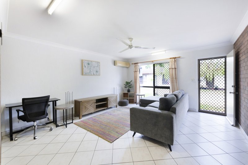 Photo - 5/4 Grassland Crescent, Leanyer NT 0812 - Image 2