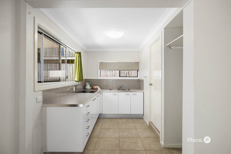 Photo - 54 Hathway Street, Mount Gravatt East QLD 4122 - Image 12