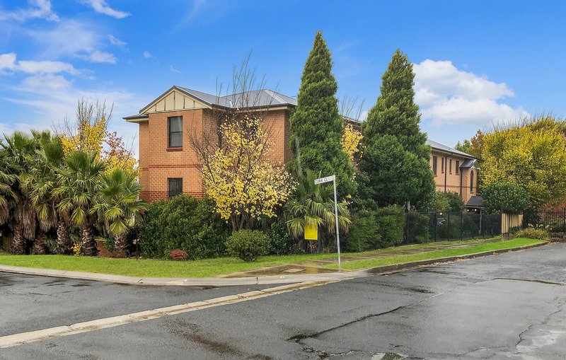 Photo - 5/4 Hill Street, Lithgow NSW 2790 - Image 11