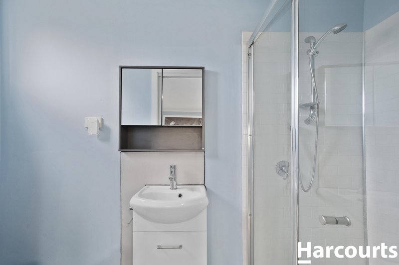 Photo - 54 Hotham Crescent, Hoppers Crossing VIC 3029 - Image 19
