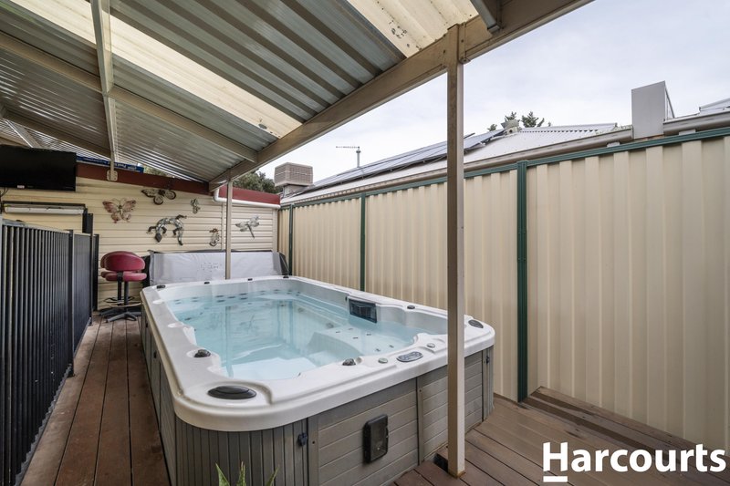 Photo - 54 Hotham Crescent, Hoppers Crossing VIC 3029 - Image 21