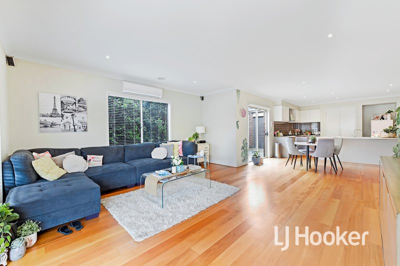 Photo - 54 Irving Road, Pakenham VIC 3810 - Image 3