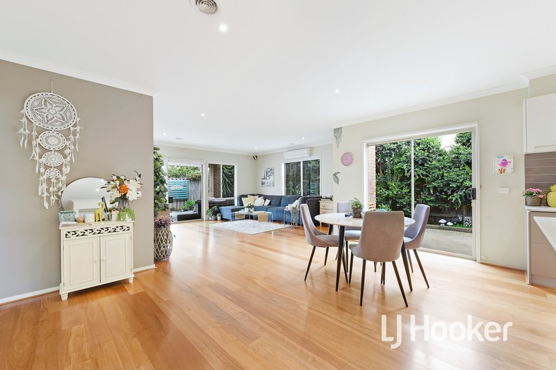 Photo - 54 Irving Road, Pakenham VIC 3810 - Image 7