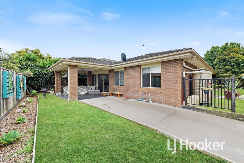 Photo - 54 Irving Road, Pakenham VIC 3810 - Image 14