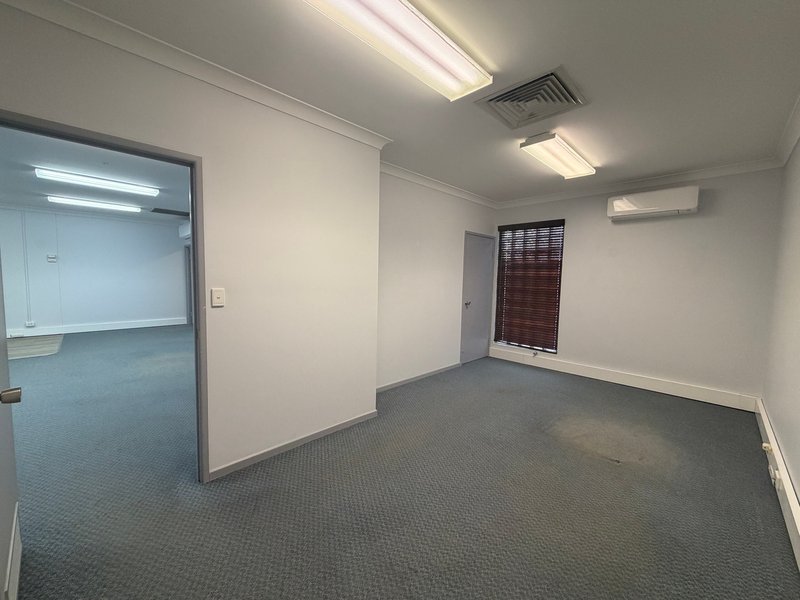 Photo - 5/4 Island Drive, Cannonvale QLD 4802 - Image 8