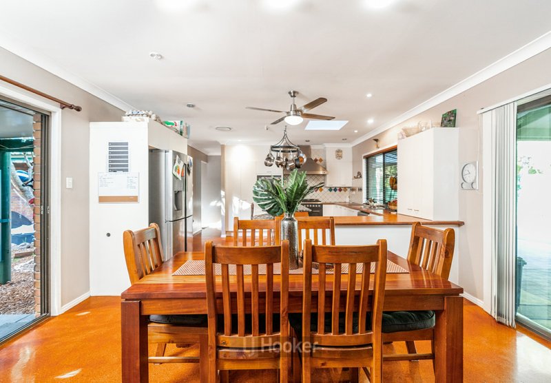 Photo - 54 Jacaranda Avenue, Boronia Heights QLD 4124 - Image 7