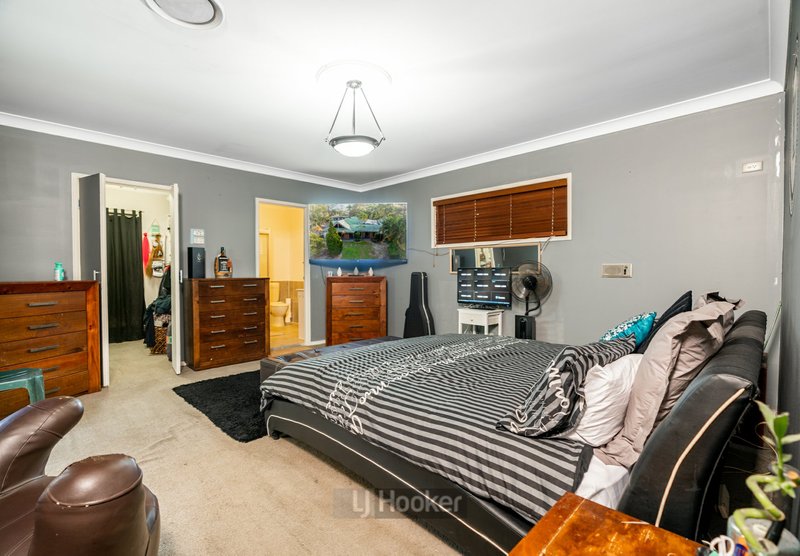 Photo - 54 Jacaranda Avenue, Boronia Heights QLD 4124 - Image 13