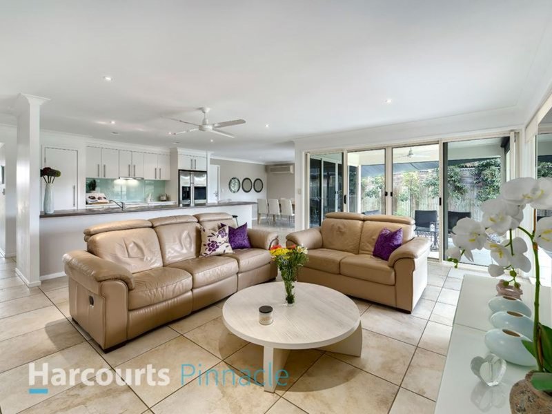 Photo - 54 Jessica Crescent, Nudgee QLD 4014 - Image 10