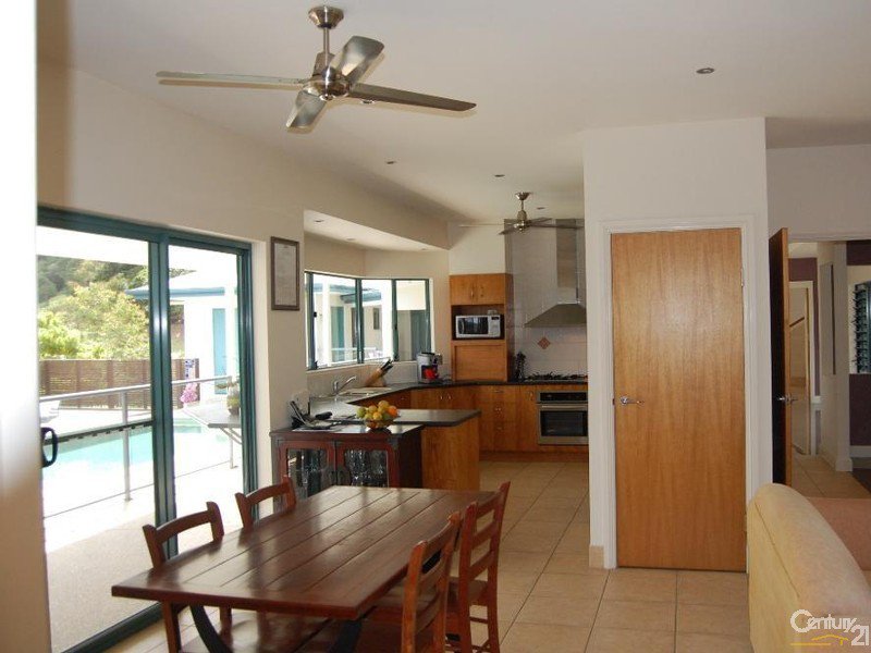 Photo - 54 Jocelyn Drive, Eumundi QLD 4562 - Image 7