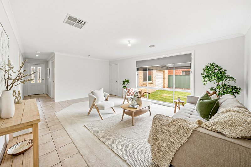 Photo - 54 Joe Ford Drive, Tatura VIC 3616 - Image 2