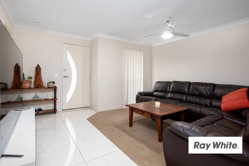 Photo - 54 John Crescent, Pimpama QLD 4209 - Image 8