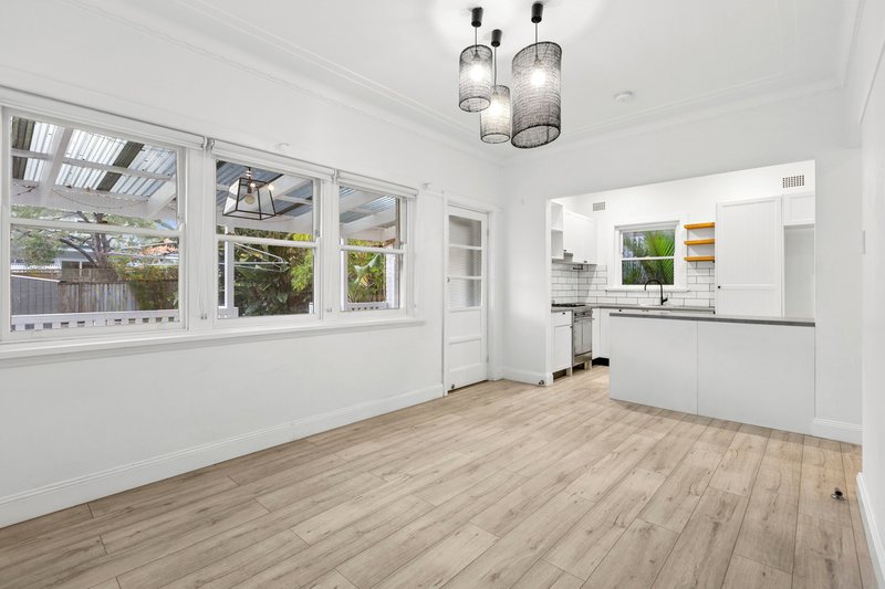 Photo - 54 Johnson Street, Freshwater NSW 2096 - Image 1
