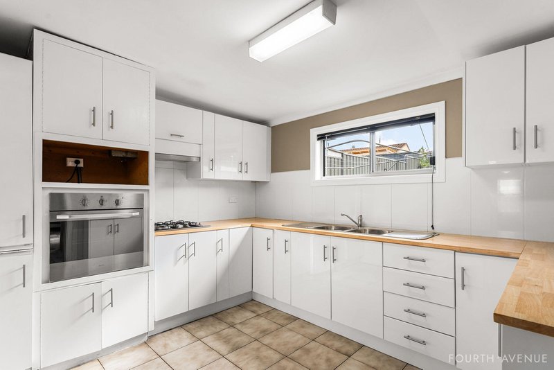 Photo - 54 Judith Crescent, Morphett Vale SA 5162 - Image 2