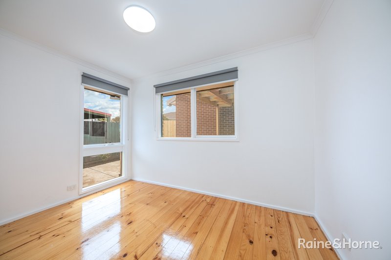 Photo - 54 Keith Avenue, Sunbury VIC 3429 - Image 10