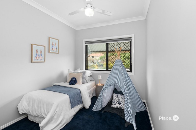 Photo - 54 Kennington Road, Camp Hill QLD 4152 - Image 13