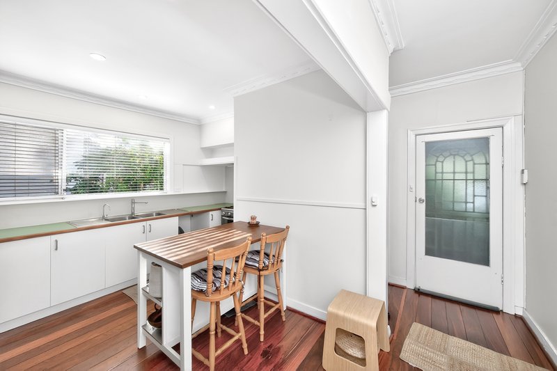 Photo - 54 King William Street, Bayswater WA 6053 - Image 4