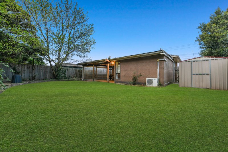 Photo - 54 Kingsclere Avenue, Keysborough VIC 3173 - Image 11