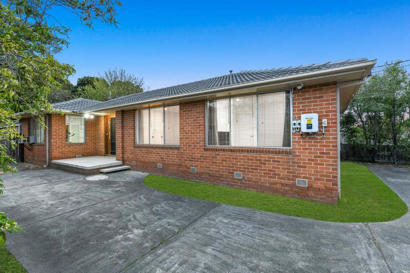 Photo - 54 Kingsclere Avenue, Keysborough VIC 3173 - Image 12