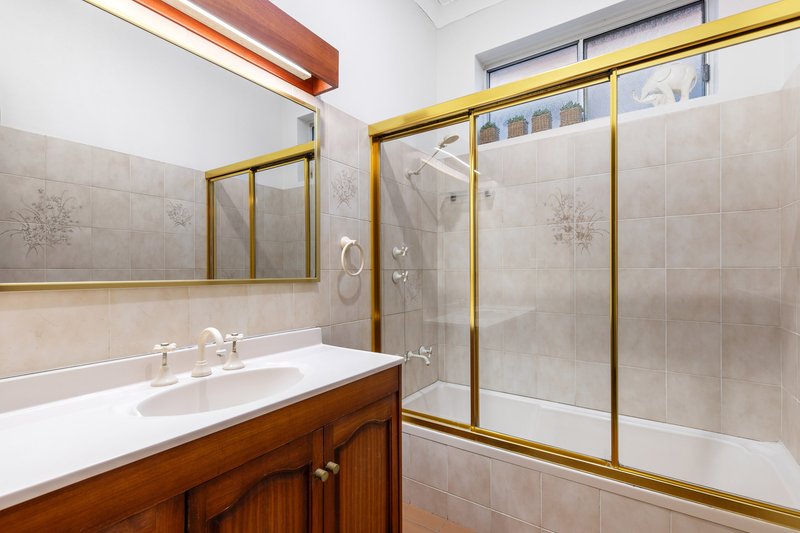 Photo - 54 Knoll Avenue, Turrella NSW 2205 - Image 6
