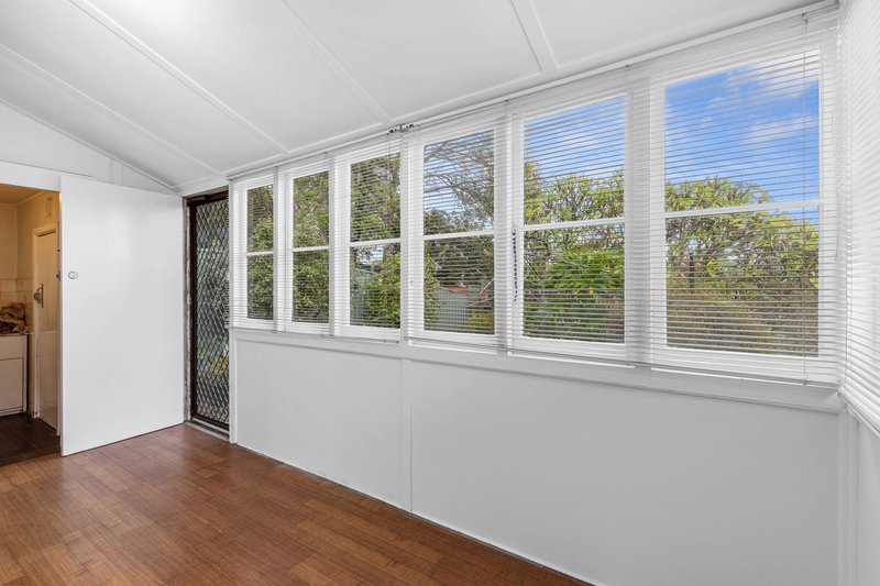 Photo - 54 Knoll Avenue, Turrella NSW 2205 - Image 8