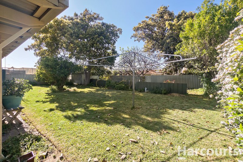 Photo - 54 Kookerbrook Street, Dudley Park WA 6210 - Image 14