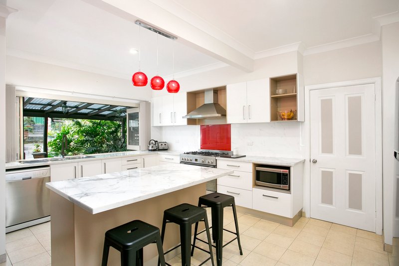 Photo - 54 Lake Entrance Road, Oak Flats NSW 2529 - Image 3