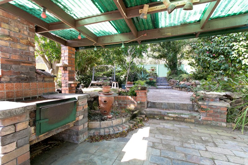 Photo - 54 Lake Entrance Road, Oak Flats NSW 2529 - Image 9