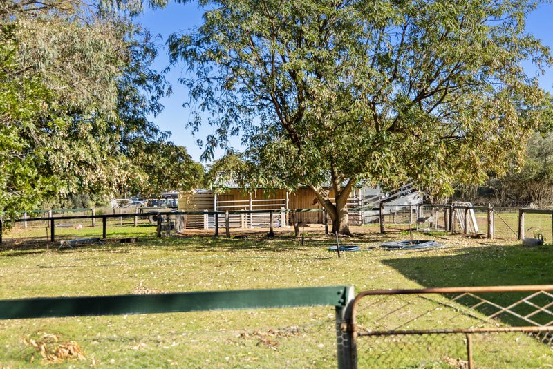 Photo - 54 Lorrimer Street, Oakey QLD 4401 - Image 6