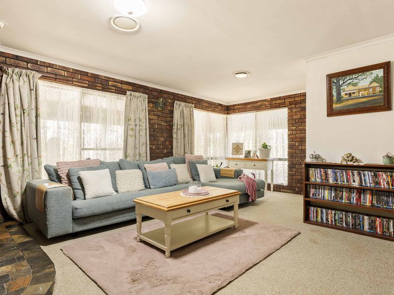 Photo - 54 Lorrimer Street, Oakey QLD 4401 - Image 8