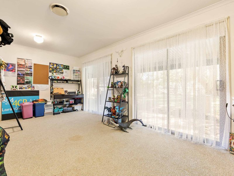 Photo - 54 Lorrimer Street, Oakey QLD 4401 - Image 19