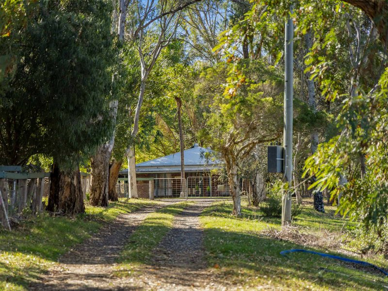 Photo - 54 Lorrimer Street, Oakey QLD 4401 - Image 21