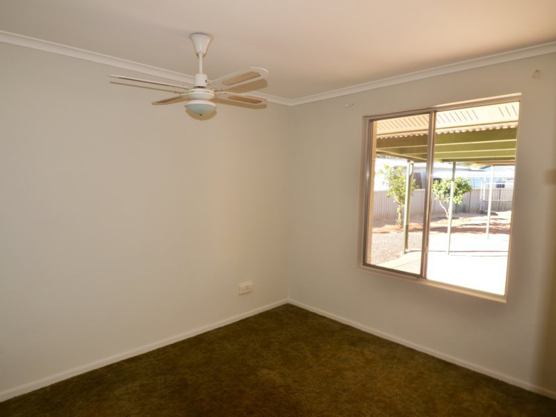 Photo - 54 Lovegrove Drive, Araluen NT 0870 - Image 10