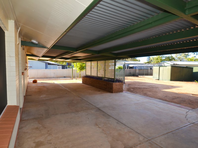 Photo - 54 Lovegrove Drive, Araluen NT 0870 - Image 13