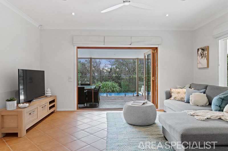 Photo - 54 Maberley Crescent, Frankston South VIC 3199 - Image 10