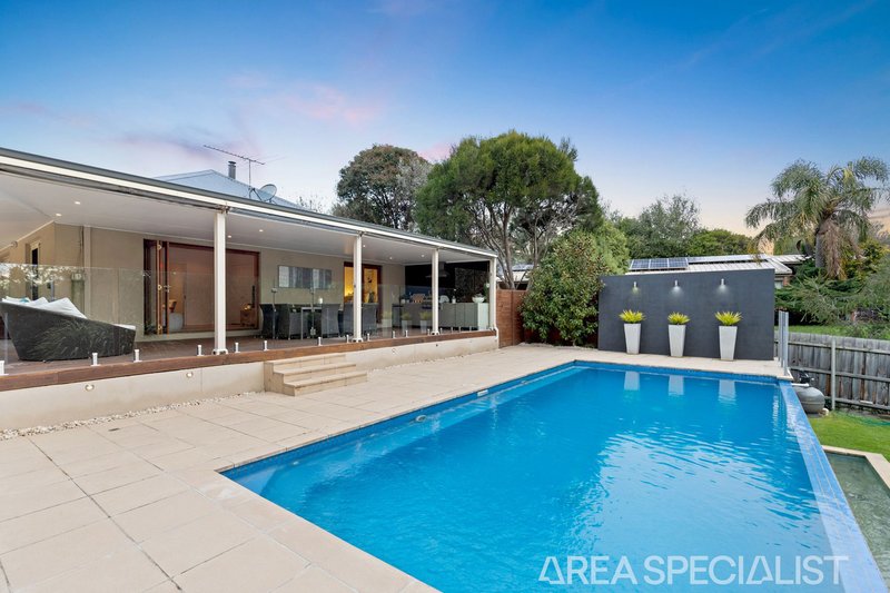 Photo - 54 Maberley Crescent, Frankston South VIC 3199 - Image 13